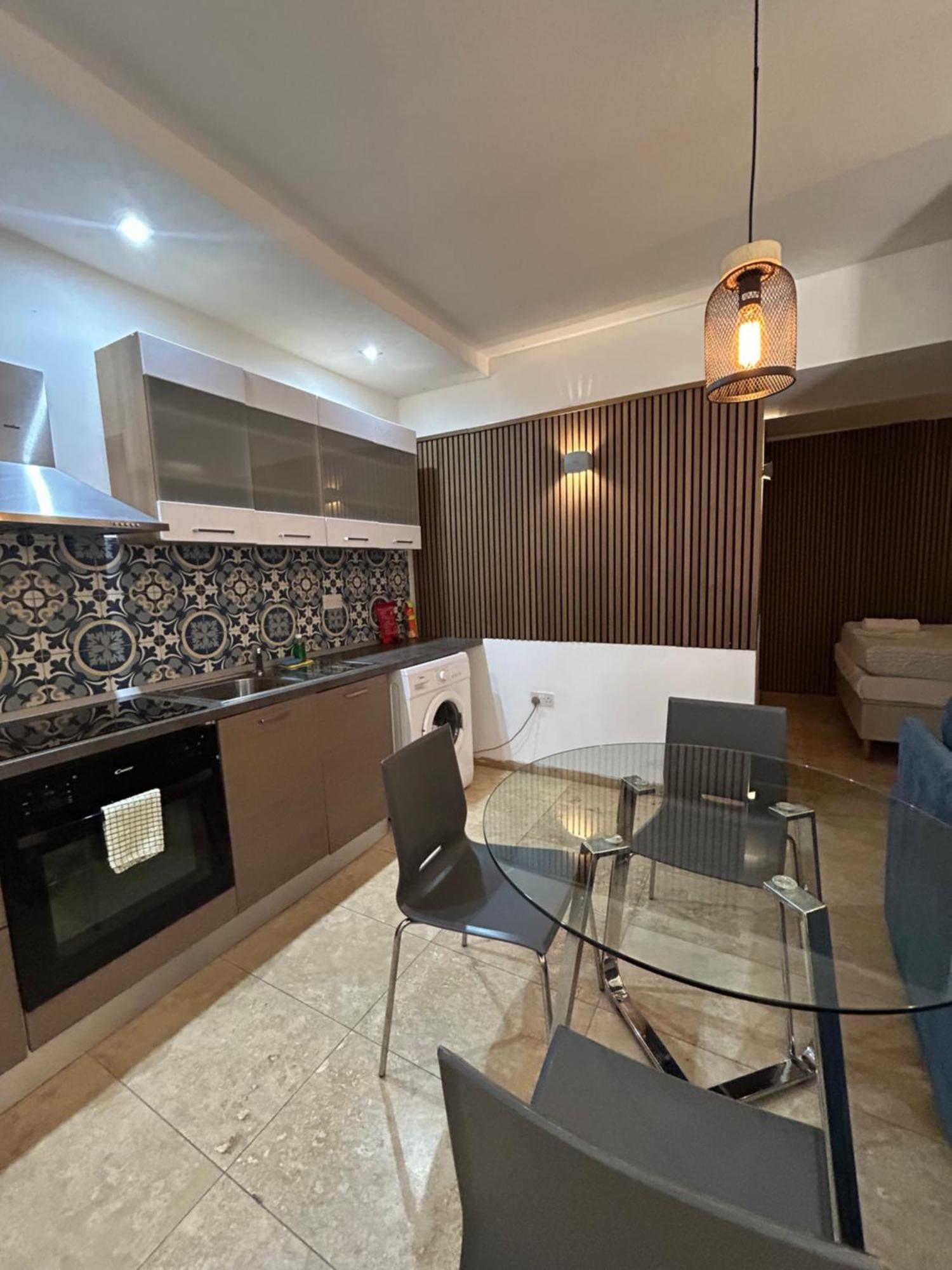 Ursula Apartments Self Catering Studios And 1-Br In Central Valletta By Tritoni Hotels Екстер'єр фото